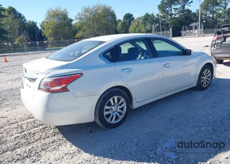 2015 Nissan Altima 2.5/2.5 S/2.5 Sl/2.5 Sv из США, поврежденный, VIN 1N4AL3AP7FN303450